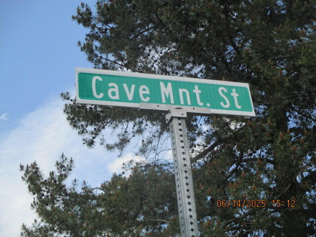 Sprague River - Land