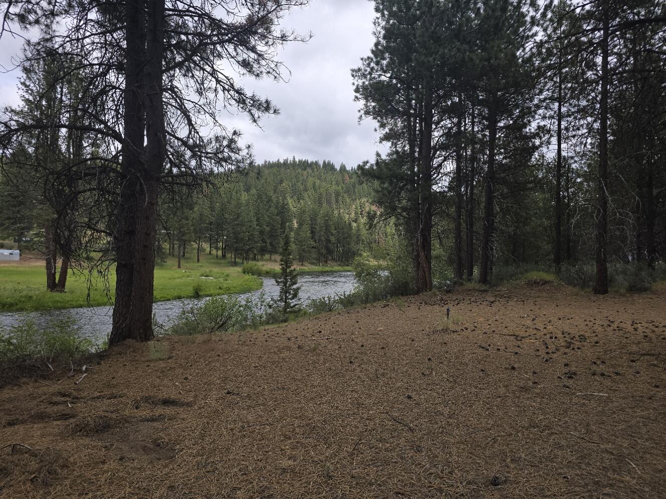 Sprague River - Land