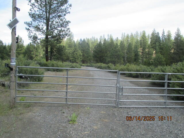 Sprague River - Land