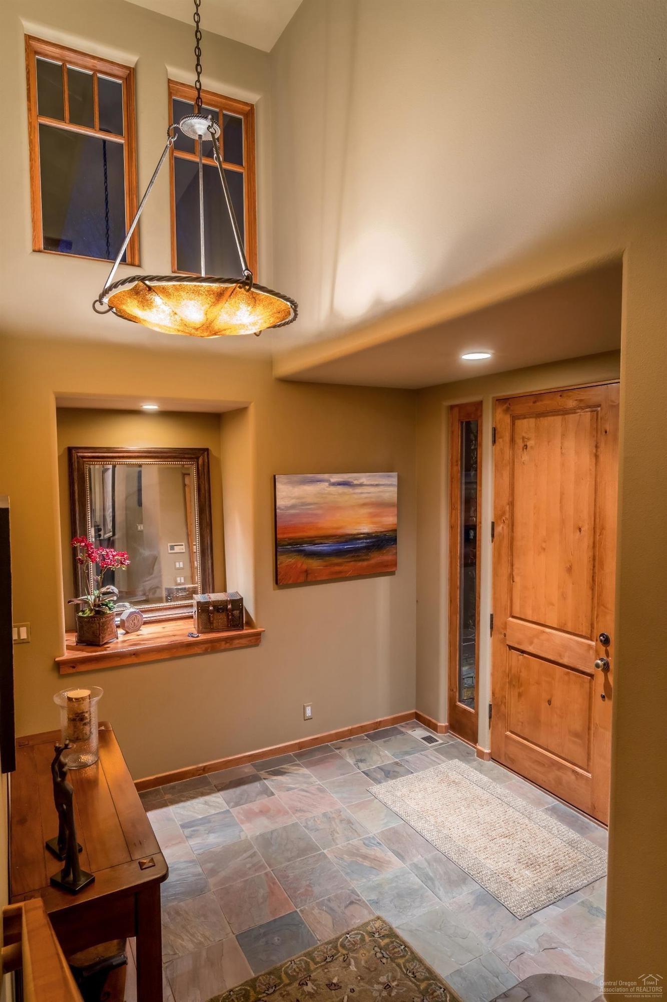 Broken Top - Residential