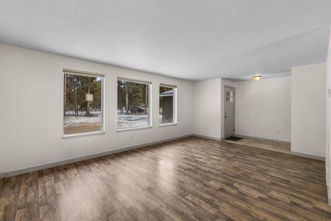 Tiny photo for 16053 Snowberry Lane, La Pine, OR 97739 (MLS # 220215628)