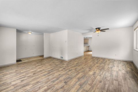 Tiny photo for 16053 Snowberry Lane, La Pine, OR 97739 (MLS # 220215628)