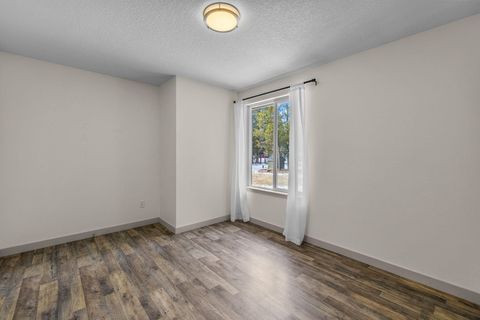 Tiny photo for 16053 Snowberry Lane, La Pine, OR 97739 (MLS # 220215628)