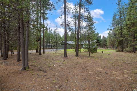 Tiny photo for 16053 Snowberry Lane, La Pine, OR 97739 (MLS # 220215628)