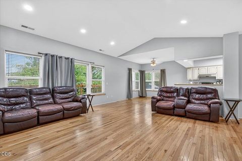 Tiny photo for 394 Pinetop Terrace, Shady Cove, OR 97539 (MLS # 220222998)