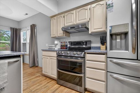 Tiny photo for 394 Pinetop Terrace, Shady Cove, OR 97539 (MLS # 220222998)