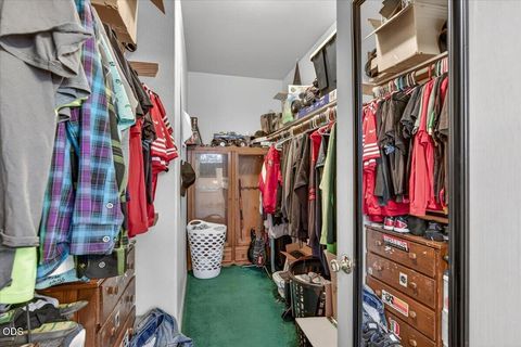 Tiny photo for 394 Pinetop Terrace, Shady Cove, OR 97539 (MLS # 220222998)