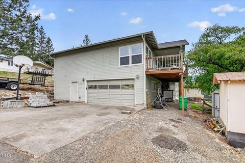 Tiny photo for 394 Pinetop Terrace, Shady Cove, OR 97539 (MLS # 220222998)