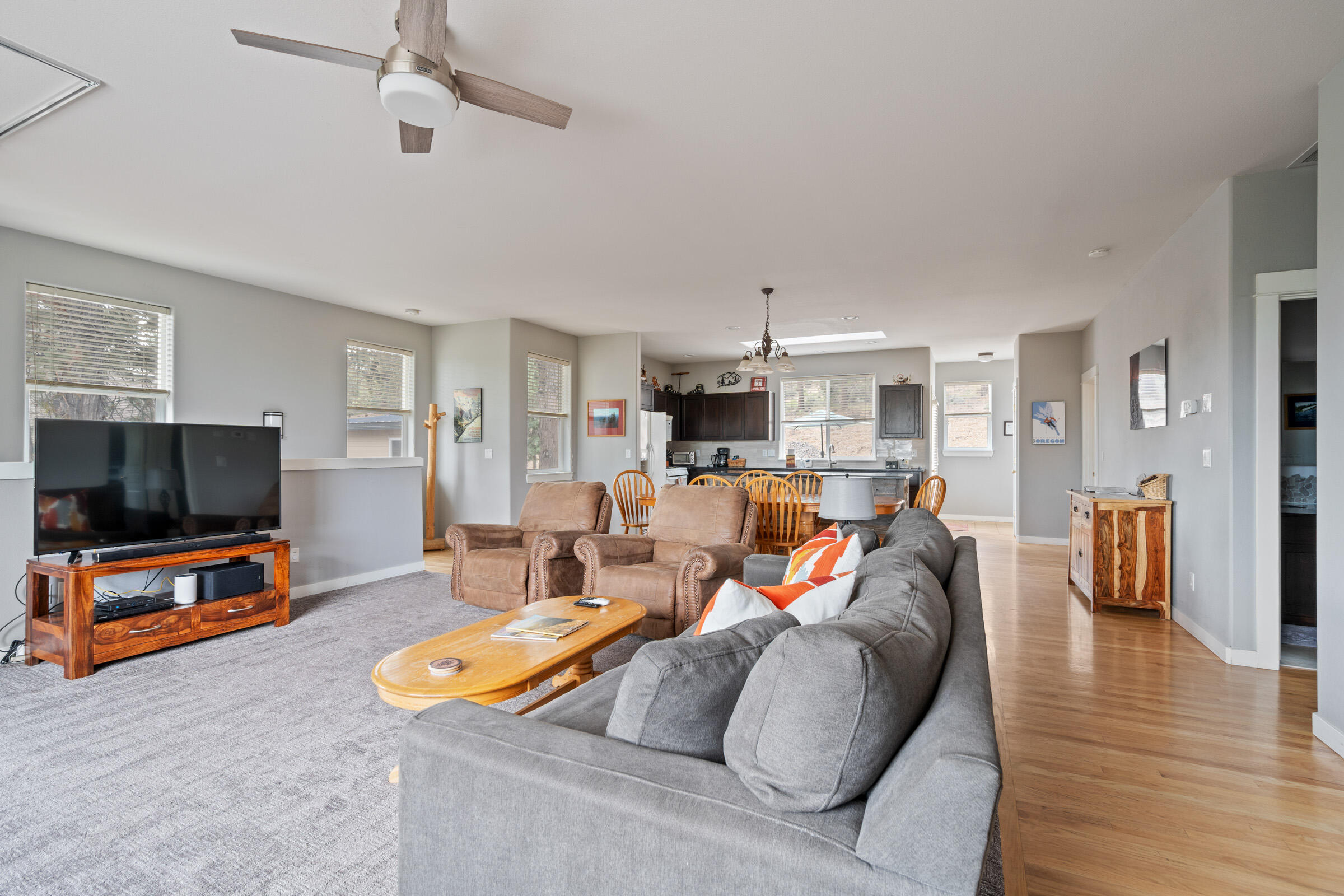 2118 NW Black Pines Place