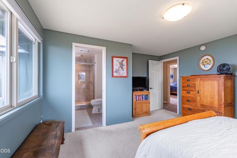 Tiny photo for 7801 NW Newell Lane, Prineville, OR 97754 (MLS # 220225885)
