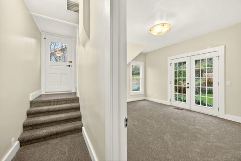 Tiny photo for 527 Chestnut Street, Ashland, OR 97520 (MLS # 220212305)