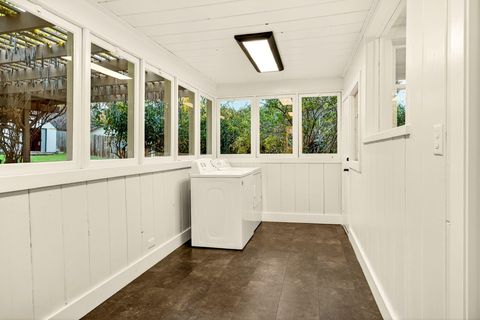 Tiny photo for 527 Chestnut Street, Ashland, OR 97520 (MLS # 220212305)