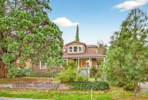 Tiny photo for 527 Chestnut Street, Ashland, OR 97520 (MLS # 220212305)