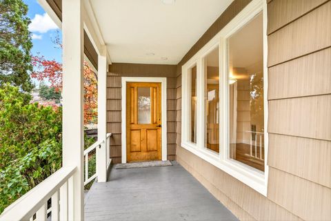 Tiny photo for 527 Chestnut Street, Ashland, OR 97520 (MLS # 220212305)