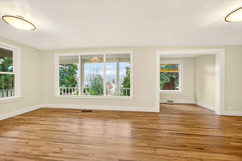 Tiny photo for 527 Chestnut Street, Ashland, OR 97520 (MLS # 220212305)