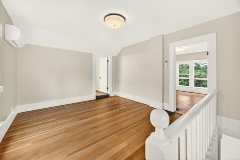 Tiny photo for 527 Chestnut Street, Ashland, OR 97520 (MLS # 220212305)