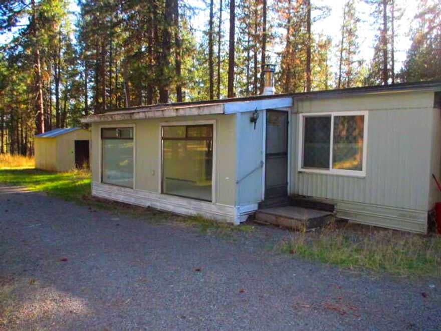 Affordable living in Keno! Large 1.48 acre parcel with tall Ponderosa Pines and a circular driveway. 2BR/2BA manufactured home. Call for more details.