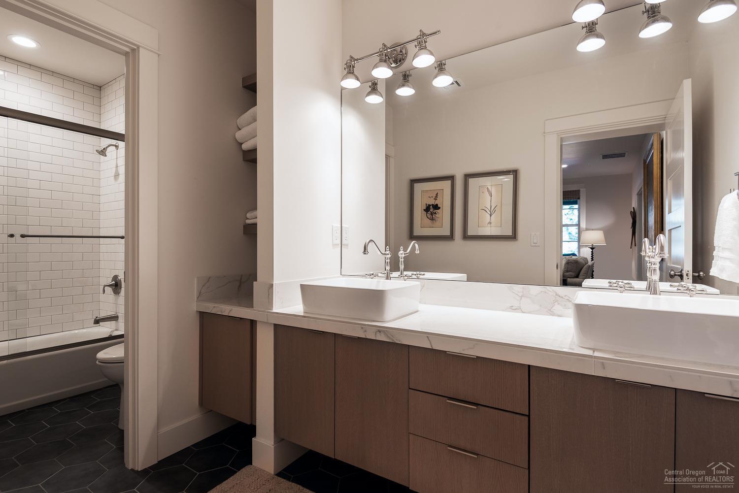 NorthWest Crossing - Residential