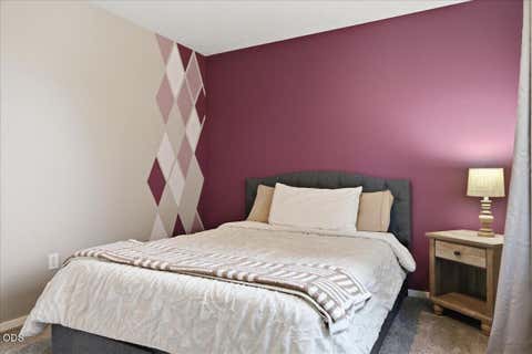 Tiny photo for 438 NW 19th ST #UNIT 5, Redmond, OR 97756 (MLS # 220227334)