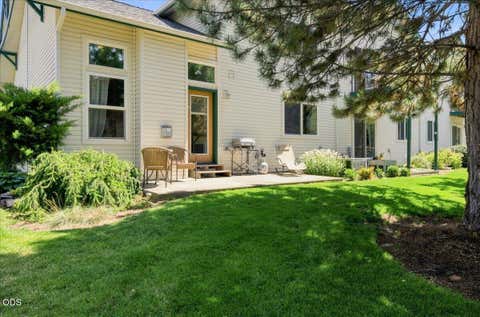 Tiny photo for 438 NW 19th ST #UNIT 5, Redmond, OR 97756 (MLS # 220227334)