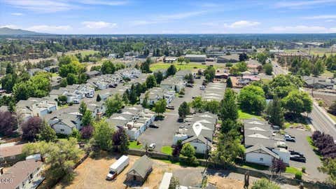 Tiny photo for 438 NW 19th ST #UNIT 5, Redmond, OR 97756 (MLS # 220227334)