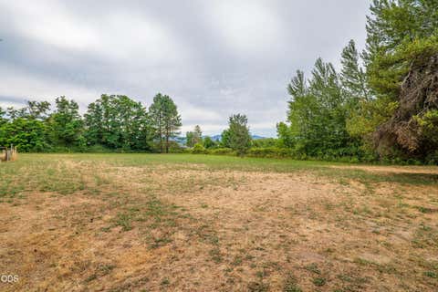Tiny photo for 1740 Southgate Way, Grants Pass, OR 97527 (MLS # 220224814)
