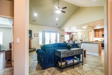 Tiny photo for 9280 Arant Road, Klamath Falls, OR 97603 (MLS # 220217702)