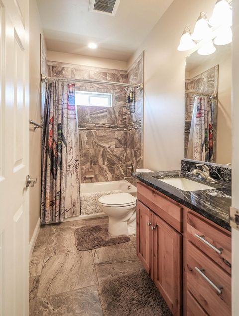 Tiny photo for 9280 Arant Road, Klamath Falls, OR 97603 (MLS # 220217702)