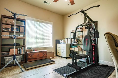 Tiny photo for 9280 Arant Road, Klamath Falls, OR 97603 (MLS # 220217702)