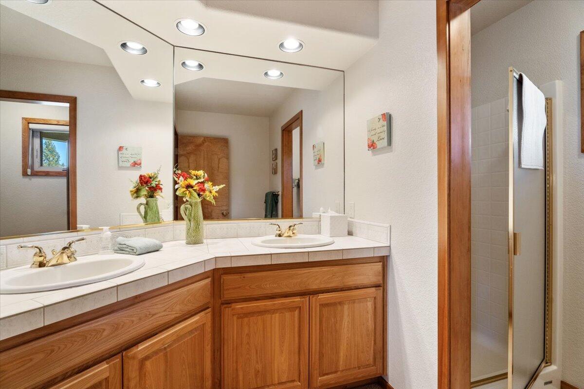 Fairway Crest Village - Residential