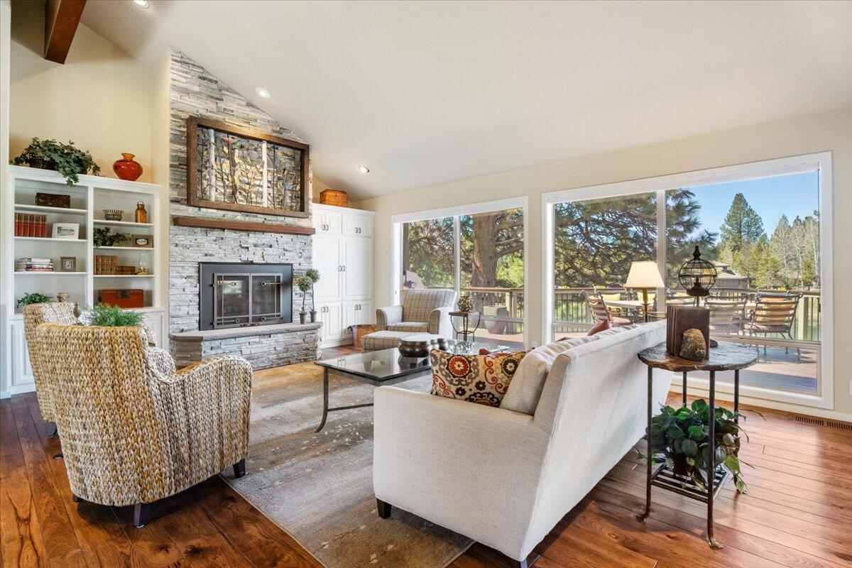 Fairway Crest Village - Residential