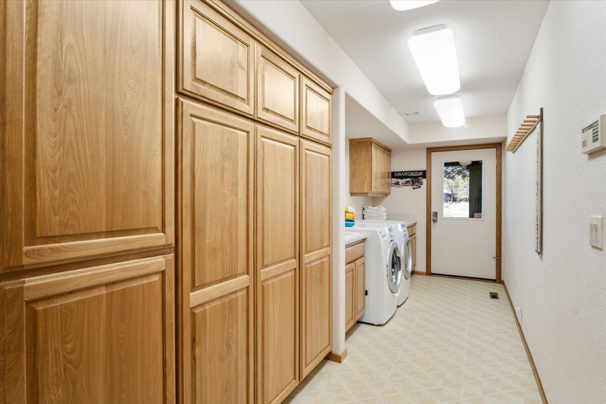 Fairway Crest Village - Residential