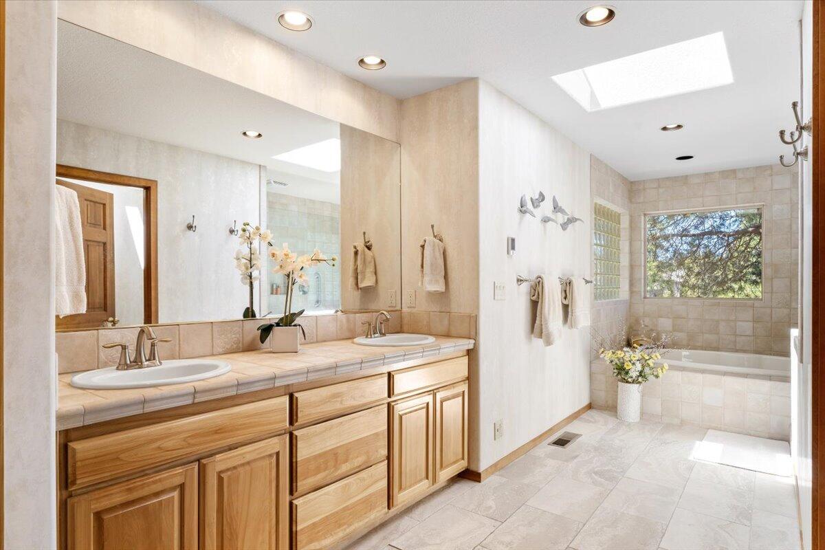 Fairway Crest Village - Residential