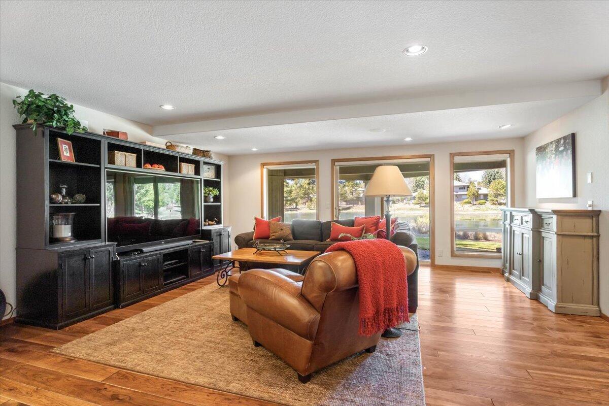 Fairway Crest Village - Residential