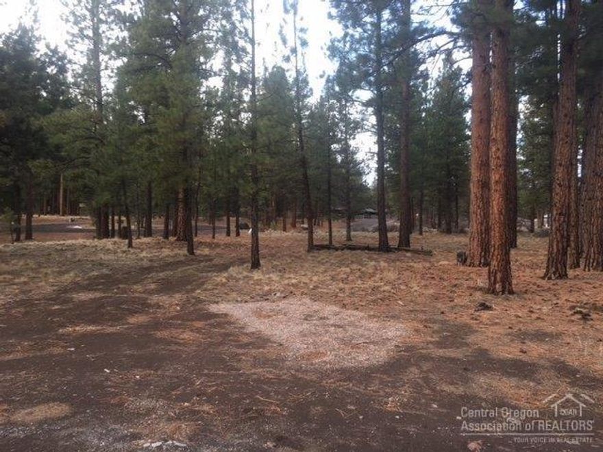 Special winter price. Best value in Coyote Springs. Beautiful homesite in Sisters, Oregon. +/-.3 acre with paved access, bike trails, underground utilities, city sewer and water. Easy access to National Forest trails, Sisters Athletic Club, restaurants, Movie House, City Park and other Sisters amenities.