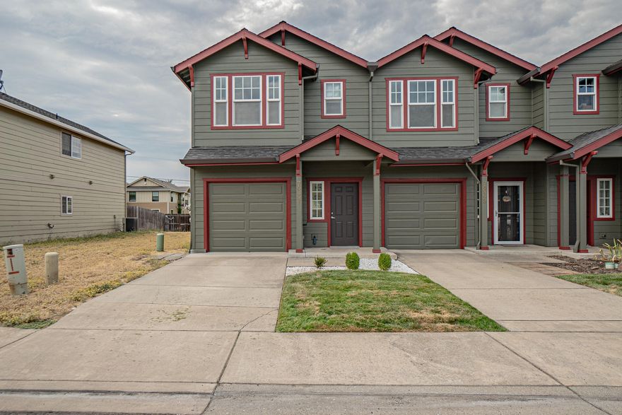 Welcome to this beautifully updated home ready for new owners. Enjoy brand-new carpet throughout and a bright, functional layout perfect for everyday living. The kitchen shines with a new microwave and range, and all major appliances are included, refrigerator, washer, and dryer; making this a true move in ready opportunity. Spacious bedrooms and comfortable living areas provide plenty of room to relax, while the fenced backyard offers space for gardening, pets, or outdoor entertaining. Located in the heart of White City, this home is close to schools, shopping, parks, and recreation, with easy access to Medford and Eagle Point. Whether you're a first time buyer, downsizing, or looking for an investment, this property is a must see!