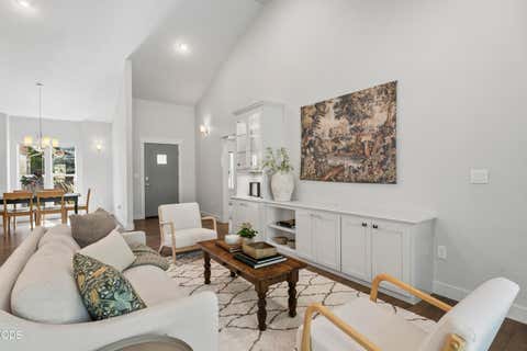Tiny photo for 63106 Layton Avenue, Bend, OR 97701 (MLS # 220227294)