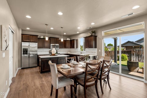 Tiny photo for 3401 Ford Drive, Medford, OR 97504 (MLS # 220224397)