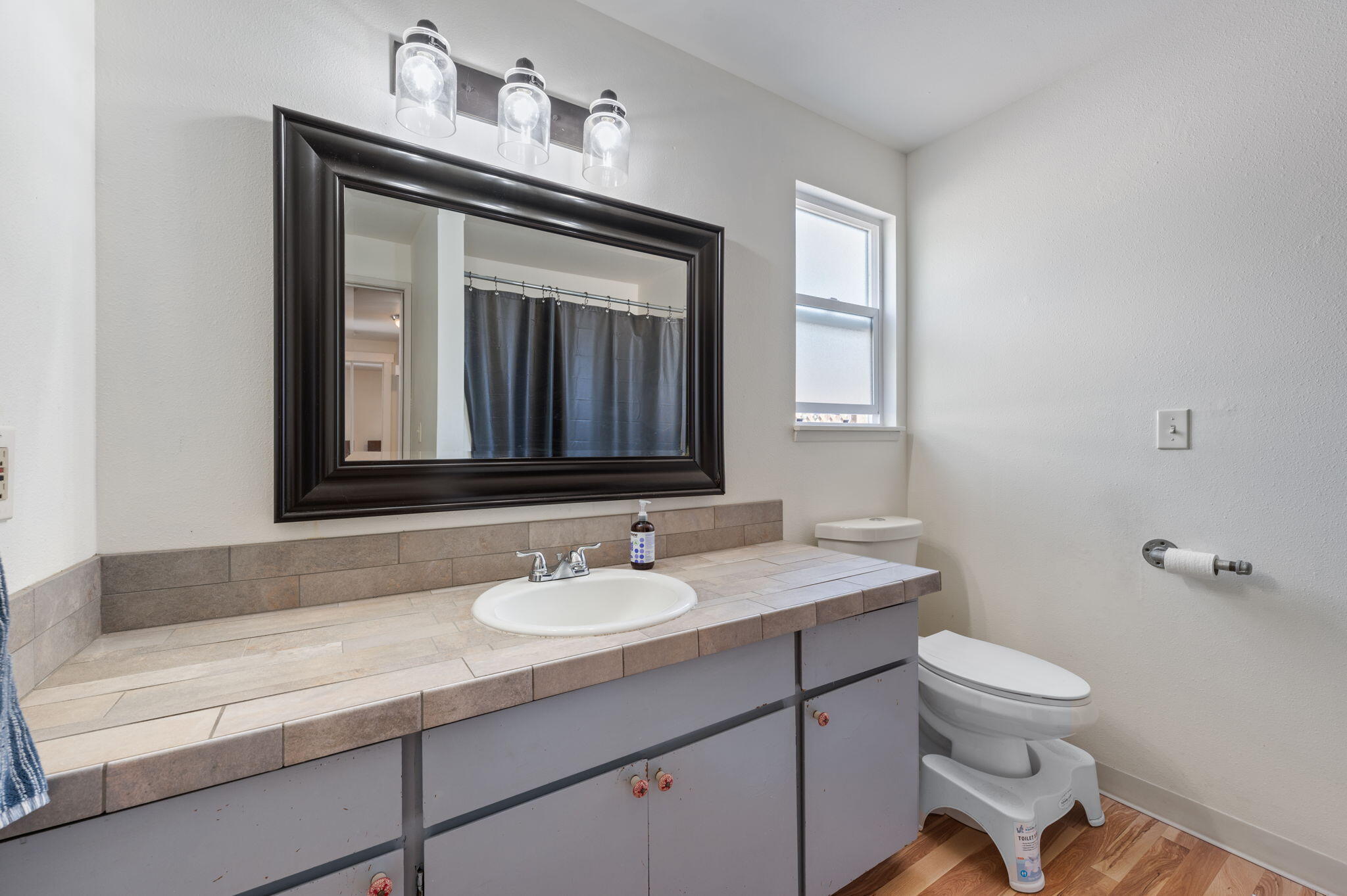 Larkspur - Residential