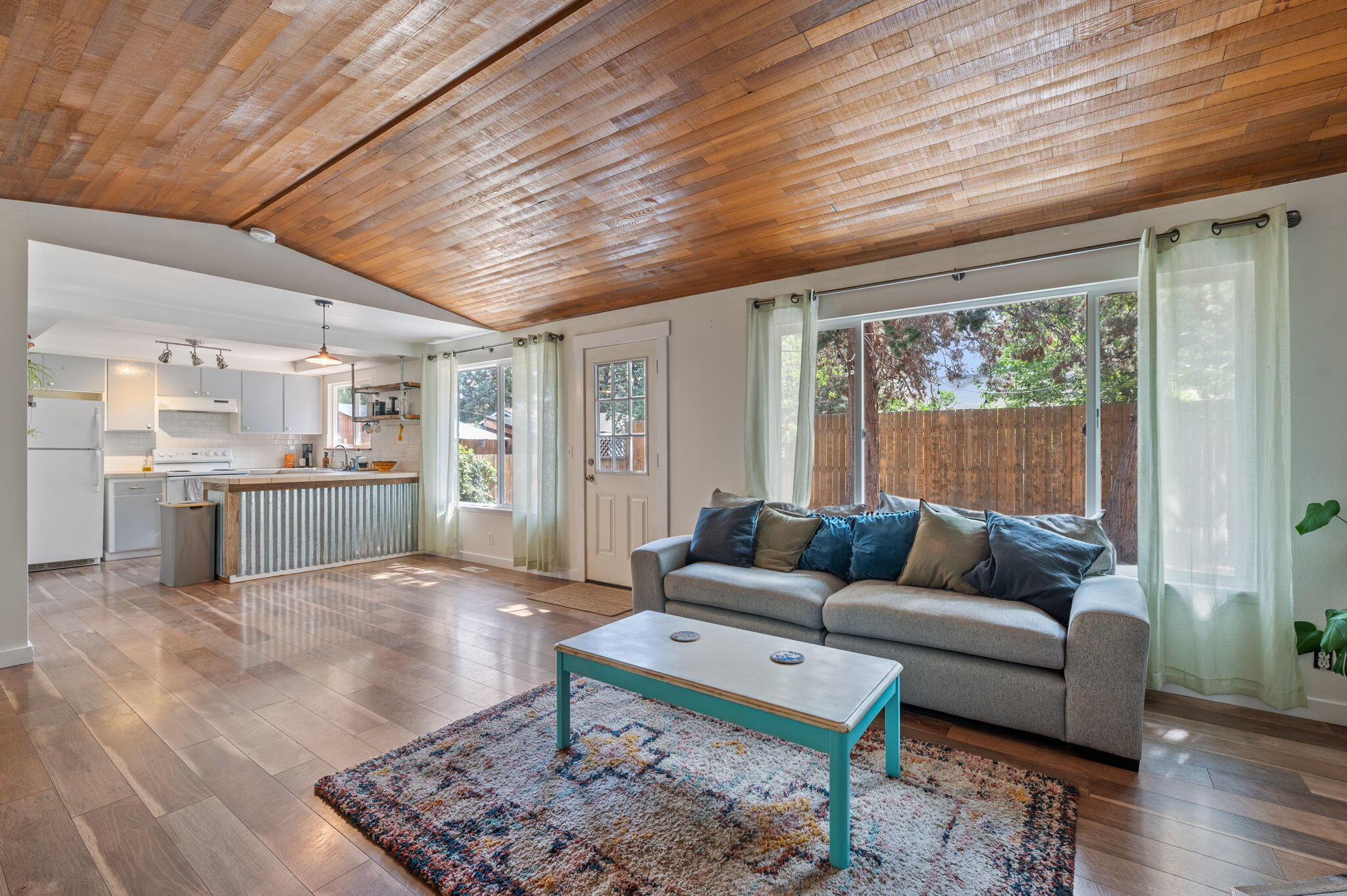 Larkspur - Residential