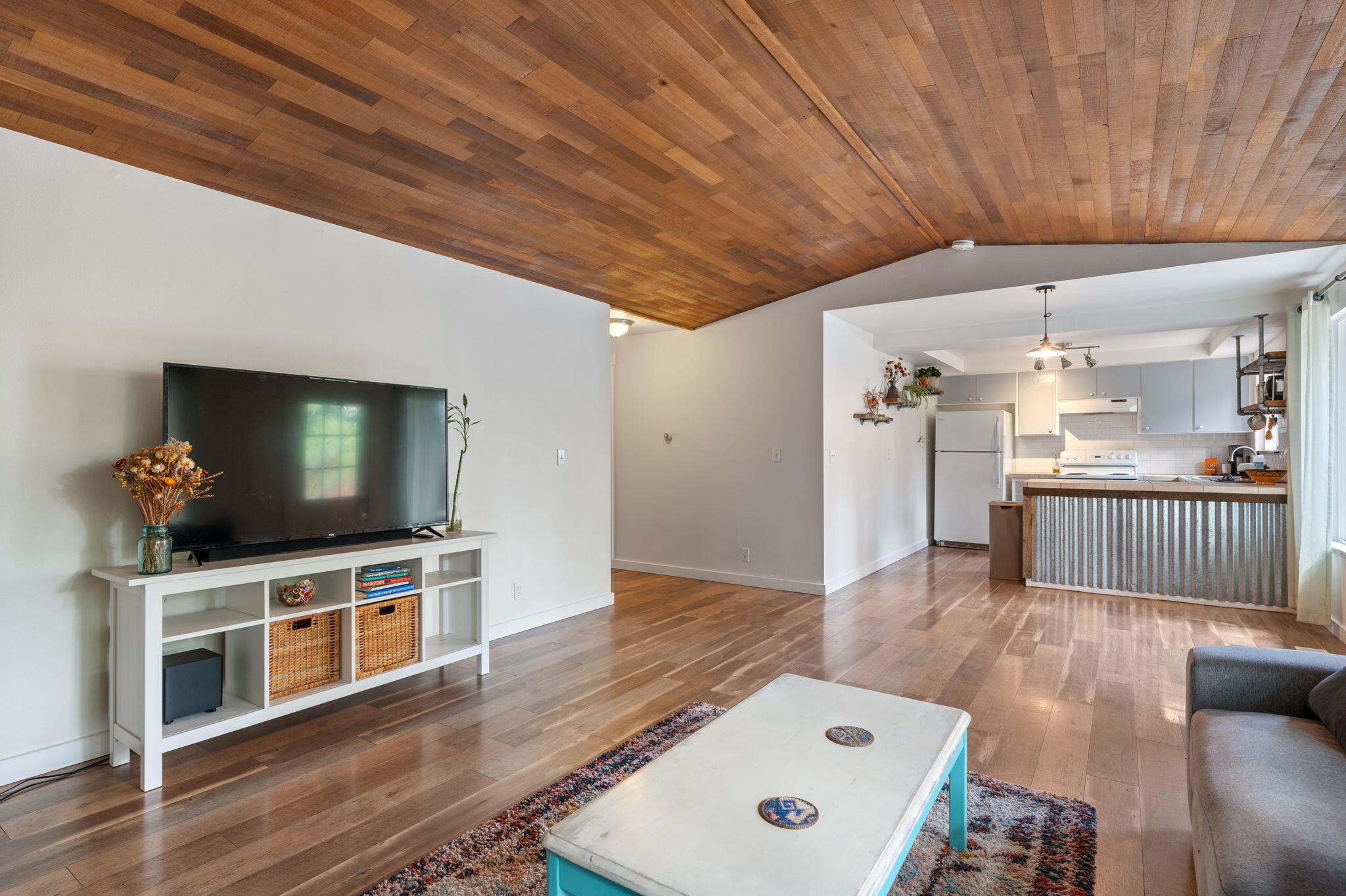 Larkspur - Residential