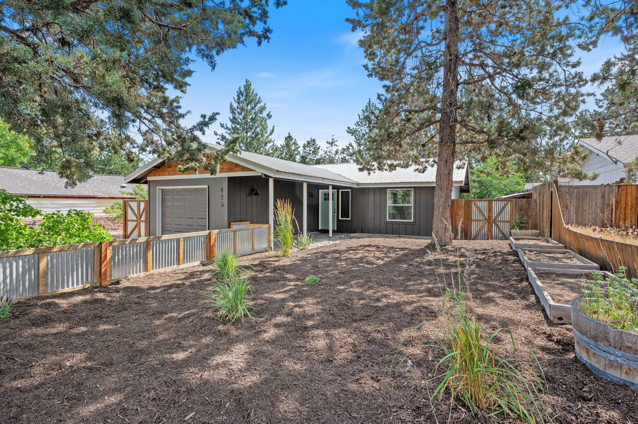 Larkspur - Residential