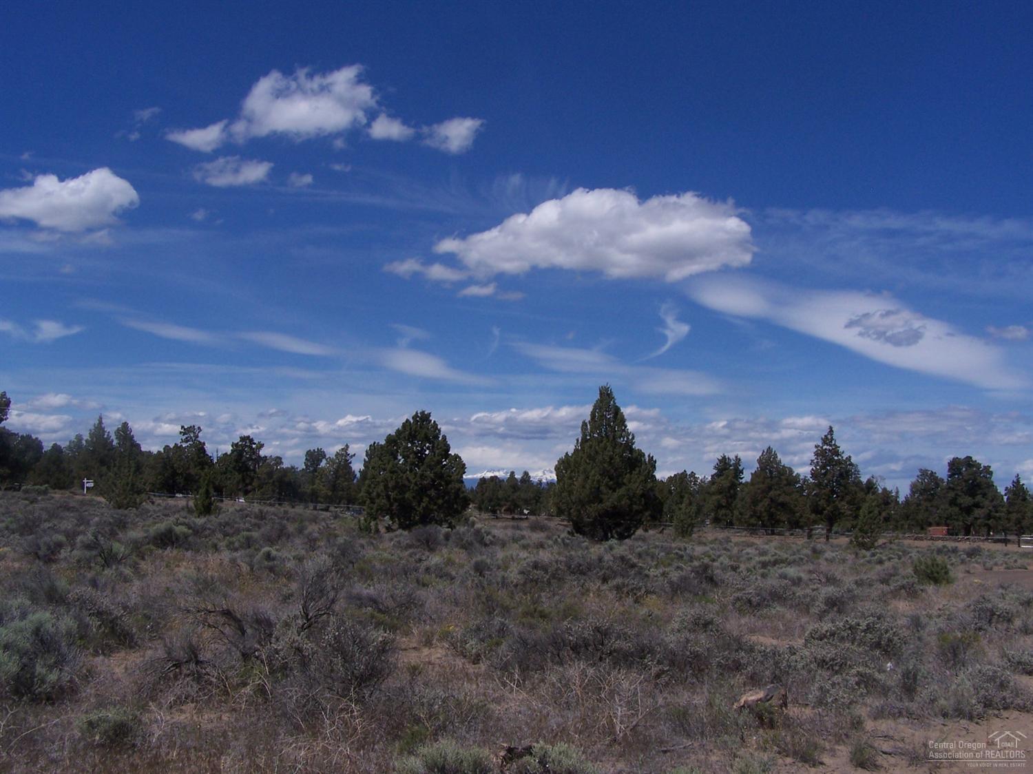 Bend Cascade View - Land