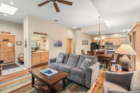 Tiny photo for 57374 Beaver Ridge Loop #32C, Sunriver, OR 97707 (MLS # 220219874)