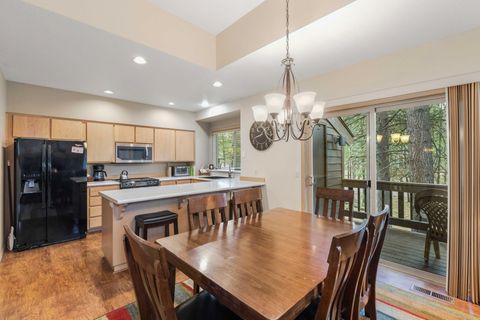 Tiny photo for 57374 Beaver Ridge Loop #32C, Sunriver, OR 97707 (MLS # 220219874)