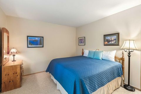 Tiny photo for 57374 Beaver Ridge Loop #32C, Sunriver, OR 97707 (MLS # 220219874)