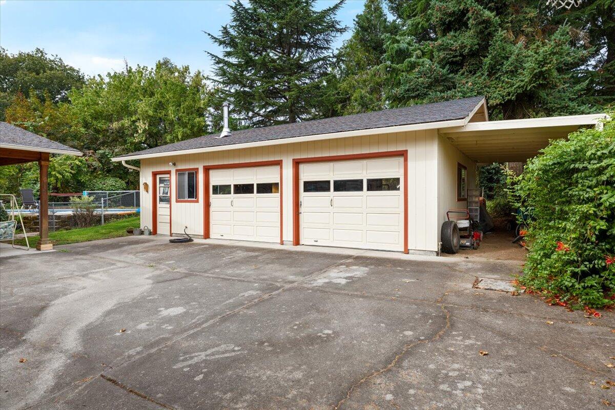 El Reina Subdivision - Residential