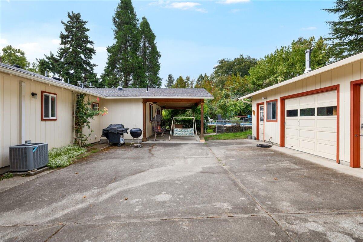 El Reina Subdivision - Residential