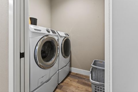 Tiny photo for 3357 SW 35th Street, Redmond, OR 97756 (MLS # 220219620)