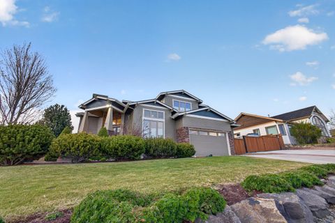 Tiny photo for 3357 SW 35th Street, Redmond, OR 97756 (MLS # 220219620)